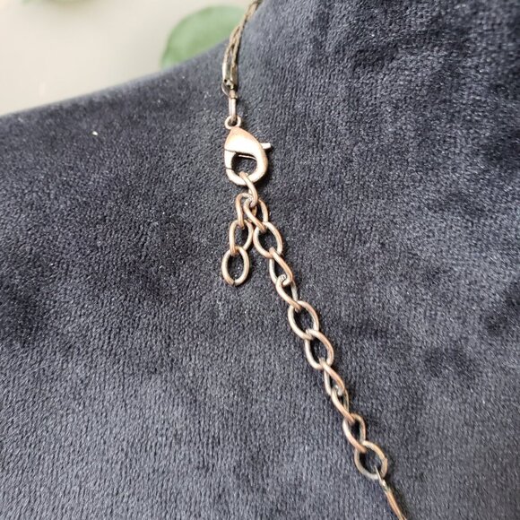 Women's Multi Faceted Floating Bead 3-Layer Collar Necklace with Lobster Clasp - Picture 6 of 6